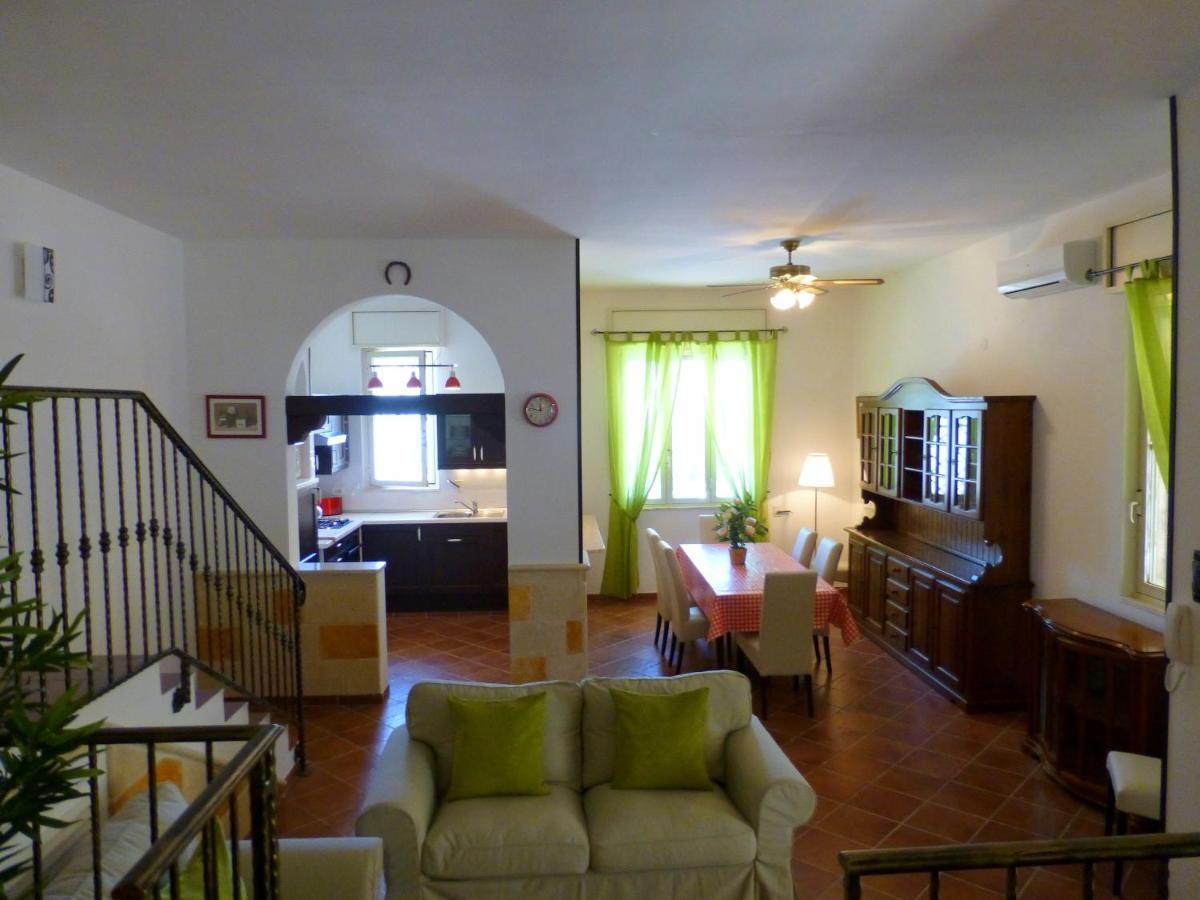 Villa Suzannah Lendinuso Extérieur photo